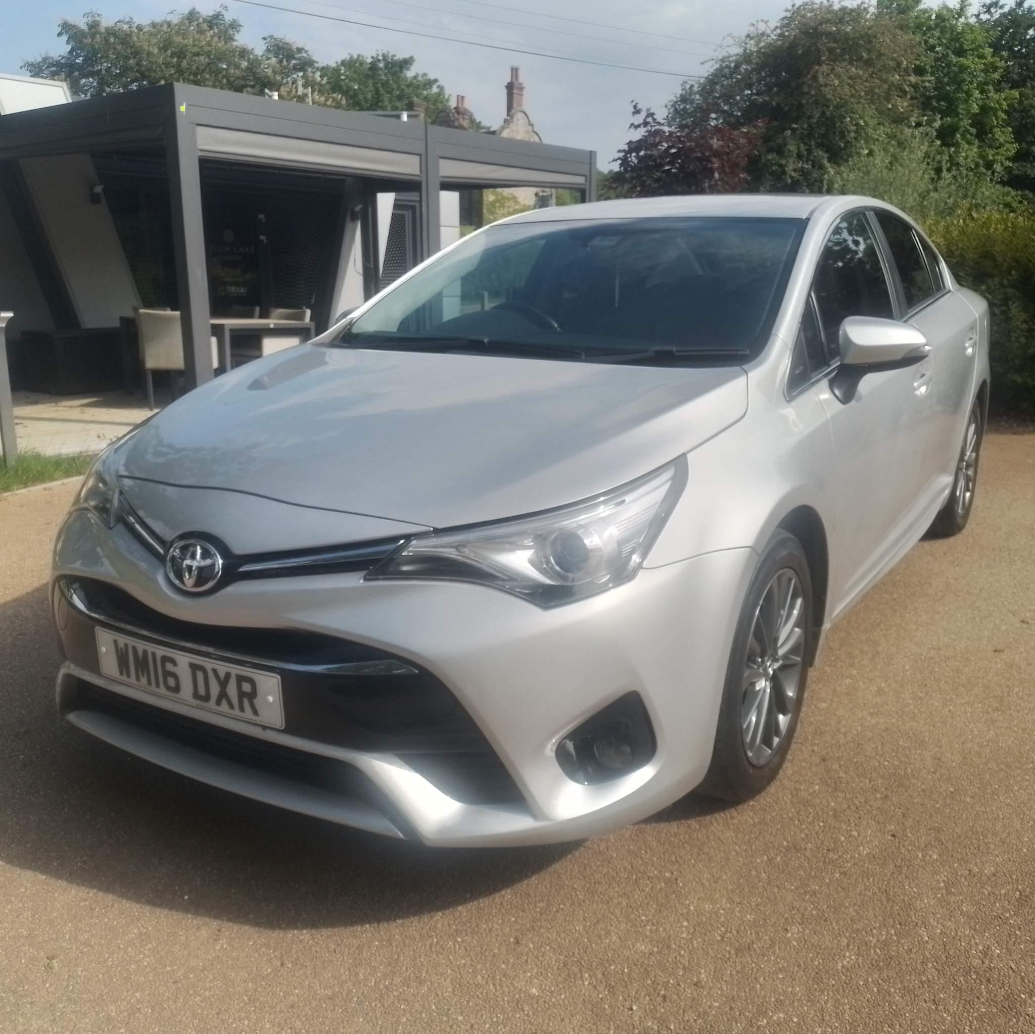 2016 Toyota Avensis